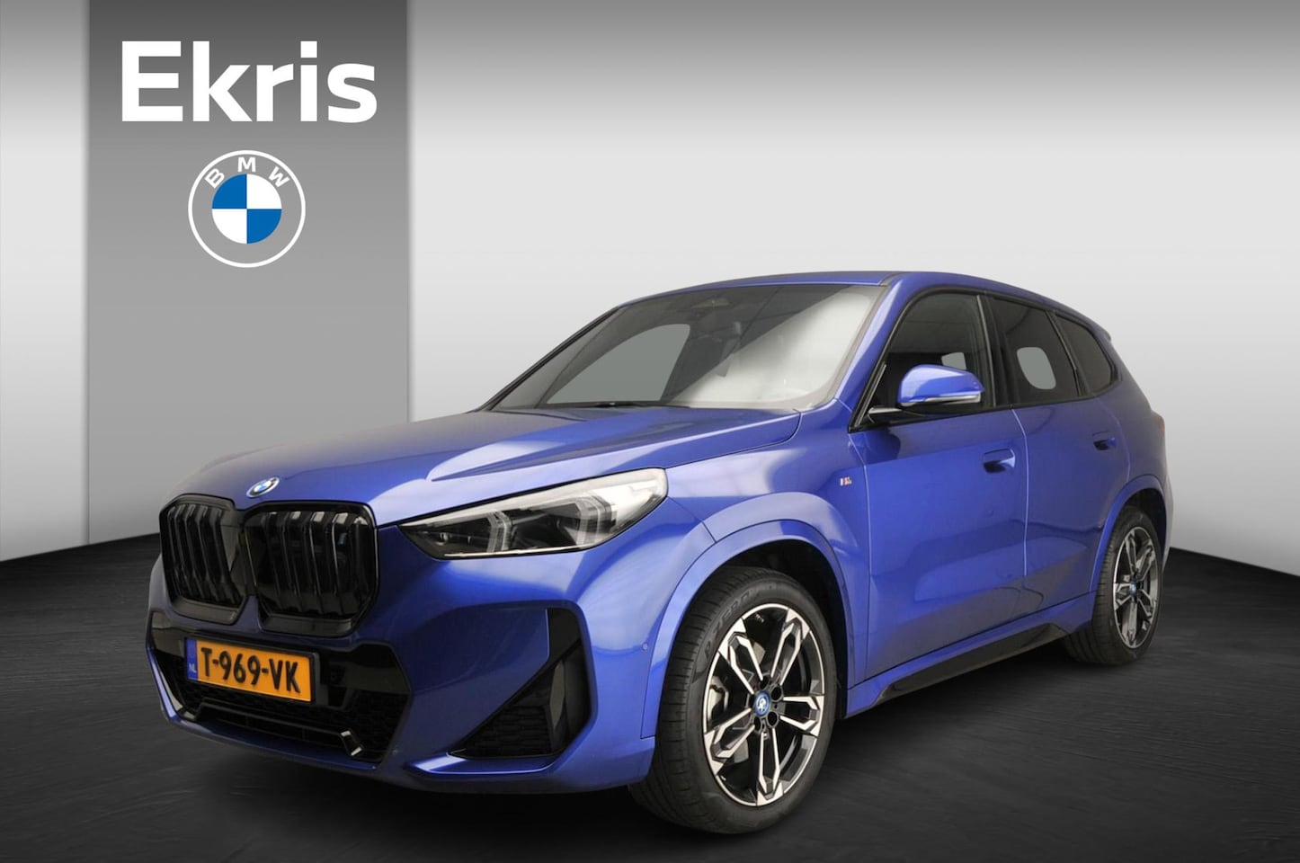 BMW iX1 - xDrive30 | M-Sportpakket | LED | Navigatie | Stoelverwarming | Sportstoelen | Keyles go | - AutoWereld.nl