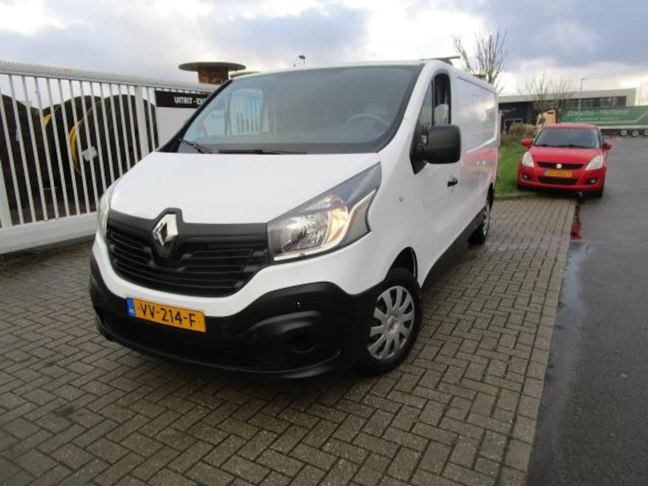 Renault Trafic - 1.6 dCi T29 L2H1 Comfort 1.6 dCi T29 L2H1 Comfort - AutoWereld.nl