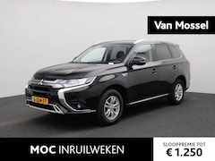 Mitsubishi Outlander - 2.4 PHEV Pure | Climate Control | Parkeersensoren | Achteruitrijcamera | Apple Carplay/And