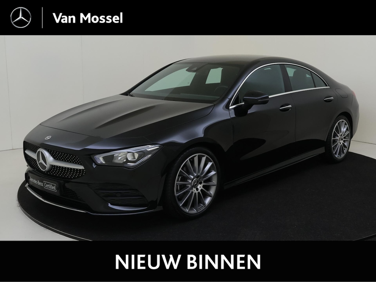 Mercedes-Benz CLA-Klasse - 200 AMG Line 19 inch multispaak / Parkeer Camera / Stoelverwarming / Elektr. Spiegels - AutoWereld.nl