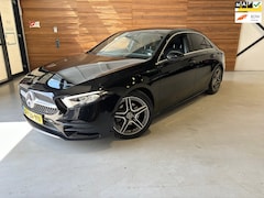 Mercedes-Benz A-klasse - 180 Business Solution AMG | NL-auto | Incl BTW | Full LED | Camera | Virtual | Apple Carpl