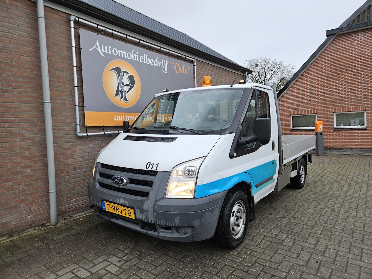 Ford Transit - 300S 2.2 TDCI 300S 2.2 TDCI (koppakking probleem) - AutoWereld.nl