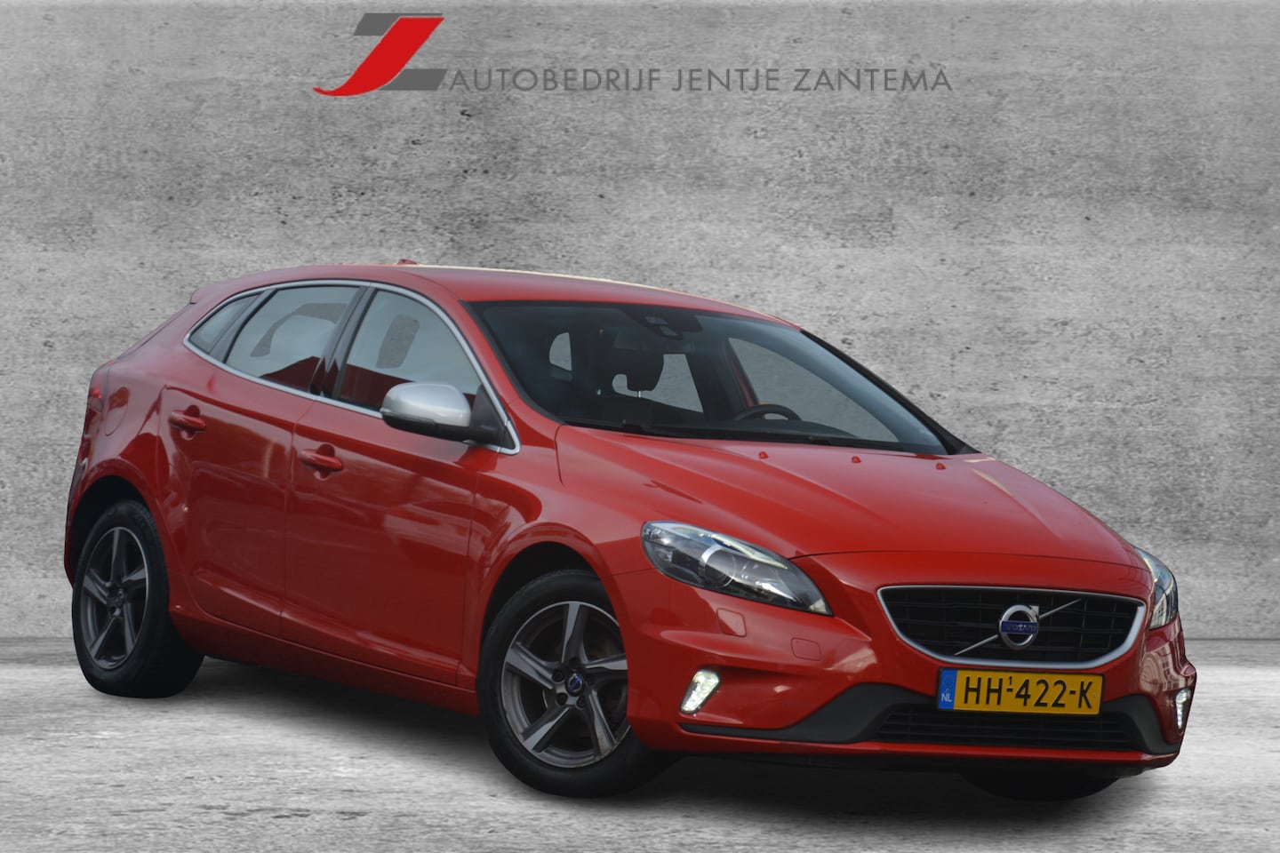 Volvo V40 - 2.0 D2 R-Design Business | Navigatie | Cruise-control | Xenon | Stoelverwarming | PDC | NL - AutoWereld.nl