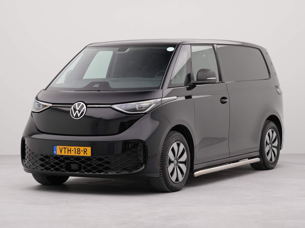 Volkswagen ID. Buzz Cargo - 77 kWh | Led Matrix | Wegklapbare trekhaak |Alarm - AutoWereld.nl