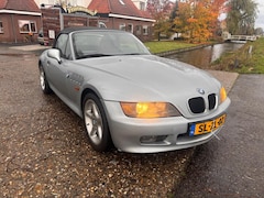 BMW Z3 Roadster - 1.9 automaat . zomer auto voor een winterprijs