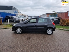 Renault Clio - 1.4-16V Exception/ZWART/5DRS/FACELIFT