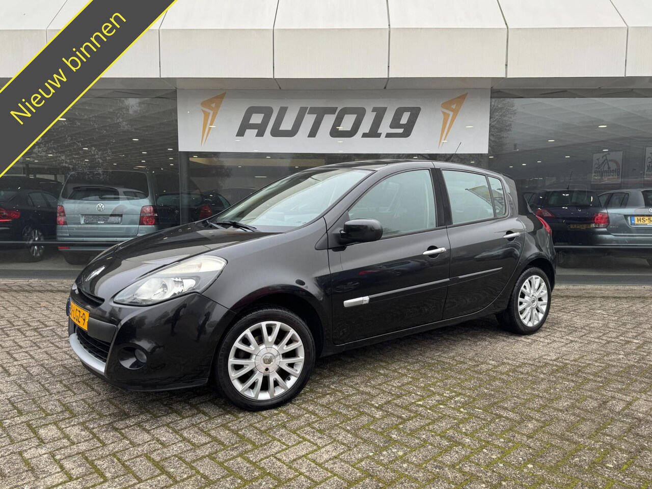 Renault Clio - 1.6 20th Anniversary 1.6 20th Anniversary - AutoWereld.nl