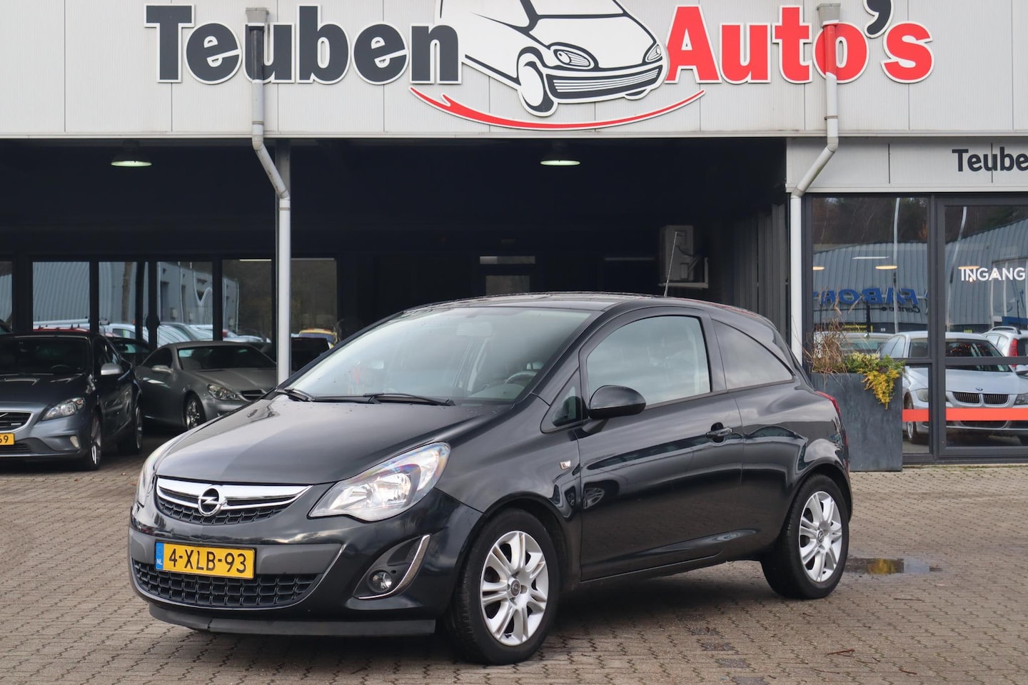 Opel Corsa - 1.2-16V BlitZ Stoel- en stuurverwarming, Navigatie, Cruise control, Climate control - AutoWereld.nl