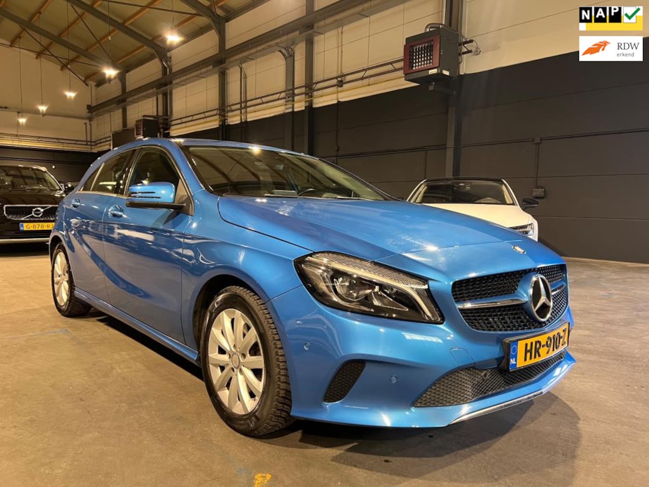 Mercedes-Benz A-klasse - 180 Ambition - Climate - Cruise - NL Auto - Trekhaak - AutoWereld.nl