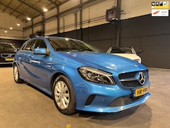 Mercedes-Benz A-klasse - 180 Ambition - Climate - Cruise - NL Auto - Trekhaak