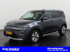 Kia e-Soul - ExecutiveLine 64 kWh | 24945 na subsidie | 3 Fasen | Schuifdak | Head Up | Leder | Zondag