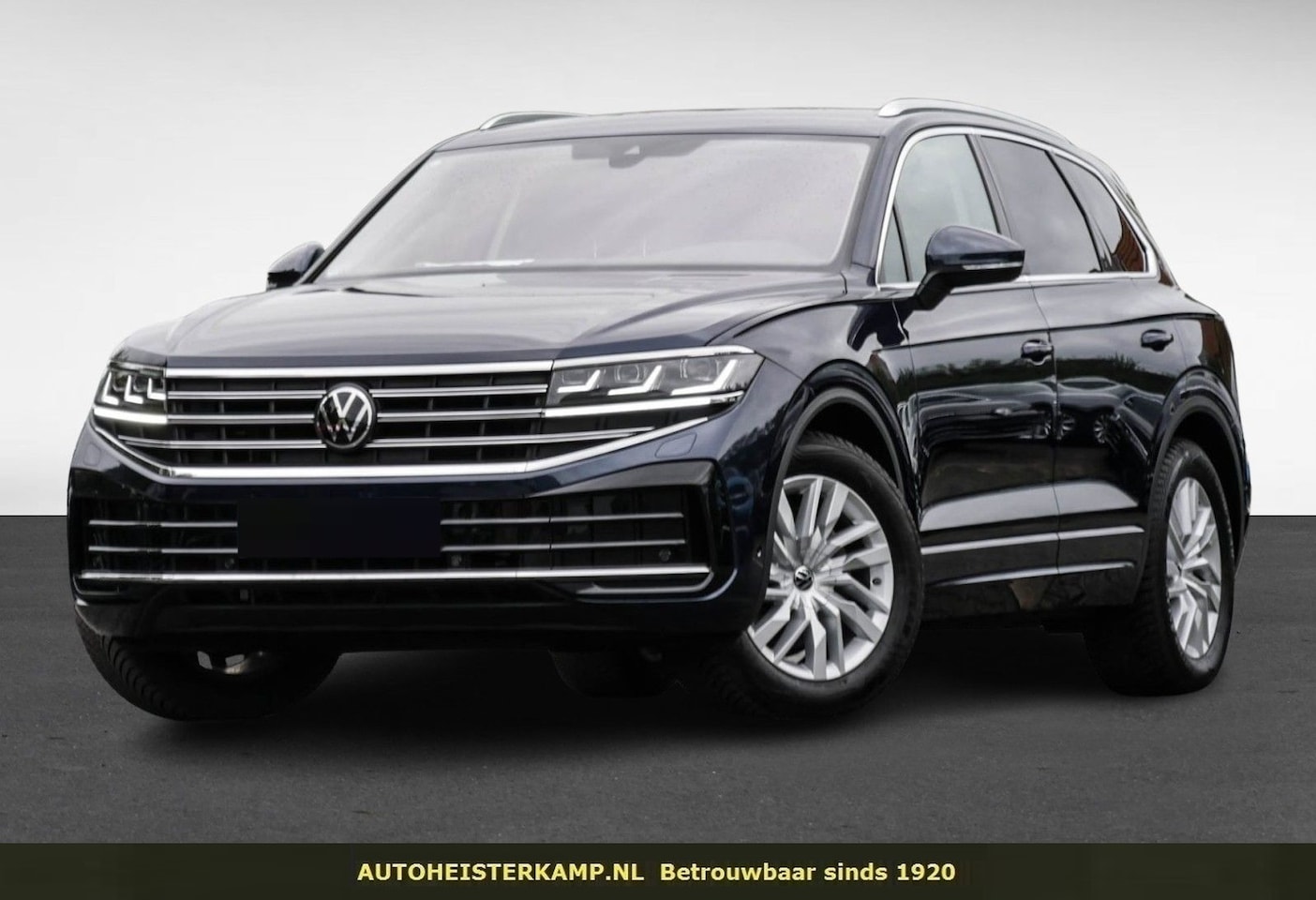 Volkswagen Touareg - 3.0 TDI Elegance Grijs Kenteken ACC Luchtvering Comfortstoelen Trekhaak - AutoWereld.nl