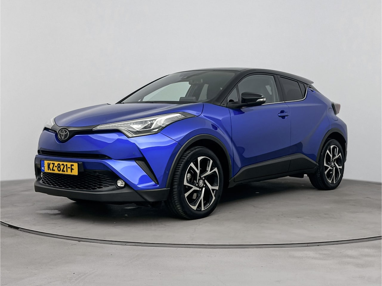 Toyota C-HR - 1.2 Bi-Tone Plus | Dodehoekdetector | - AutoWereld.nl