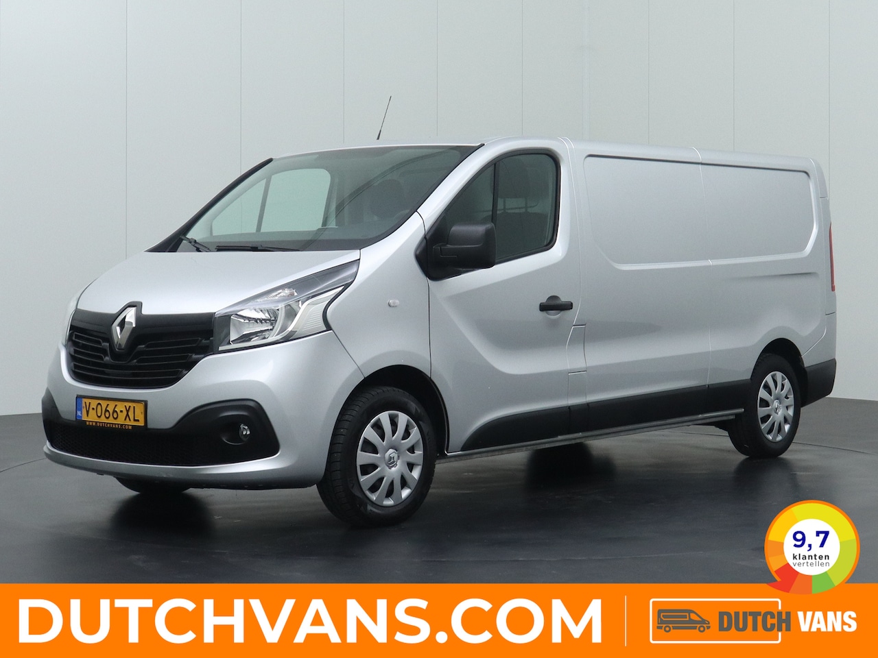 Renault Trafic - 1.6DCi 120PK Lang | 46000 Kmst !! | Navigatie | Airco | Trekhaak | 3-Persoons | Betimmerin - AutoWereld.nl