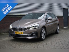 BMW 2-serie Active Tourer - 218i High Executive/Luxury Line/17Inch/ Head-Up/Camera