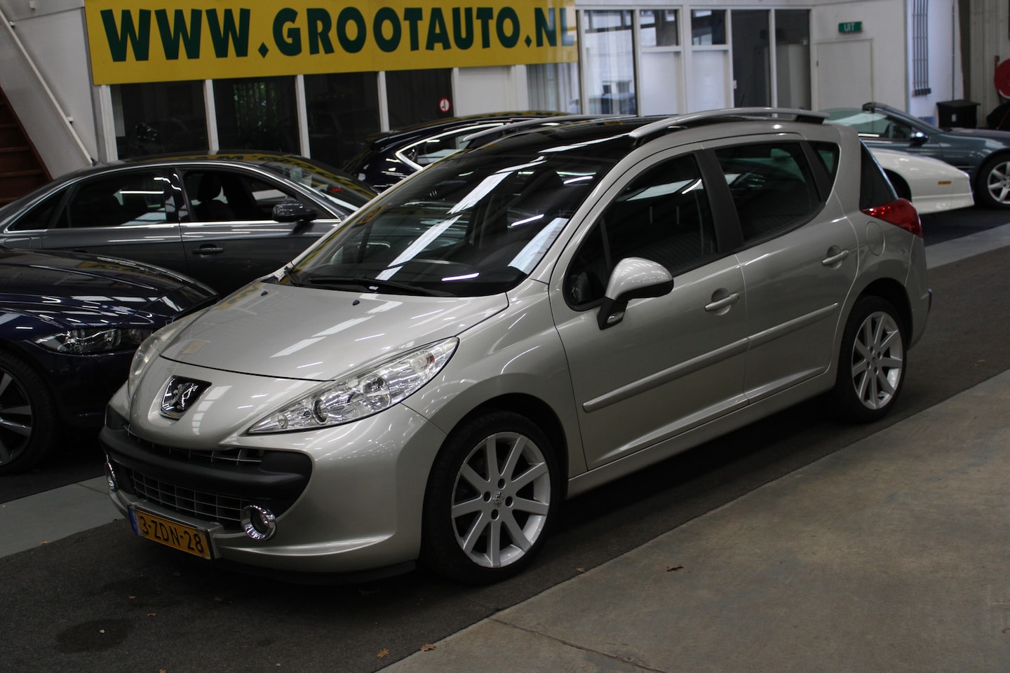 Peugeot 207 SW - 1.6 VTi XS Panoramadak, Airco, Isofix, Stoelverwarming - AutoWereld.nl