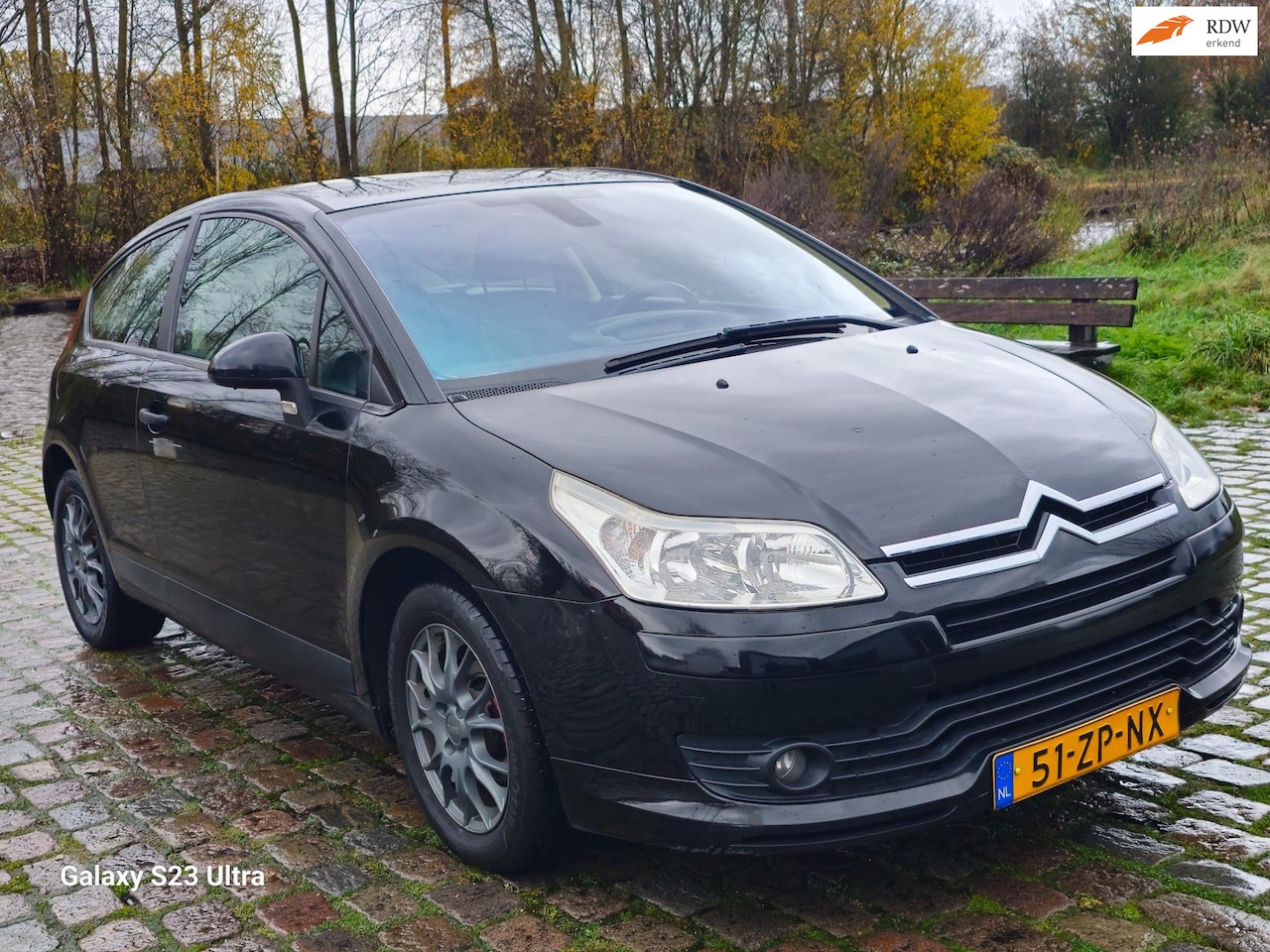 Citroën C4 Coupé - 1.4-16V Image 3e eigenaar dealer onderhouden airco cruis control parkeer sensor - AutoWereld.nl