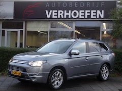 Mitsubishi Outlander - 2.0 PHEV Instyle+ - PANORAMADAK - CLIMATE CONTROL - NAVIGATIE - LANE ASSIST - STOELVERWARM