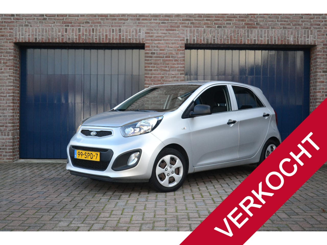 Kia Picanto - 1.2 CVVT Airco | Trekhaak | 5drs. | NAP | All-Season banden - AutoWereld.nl