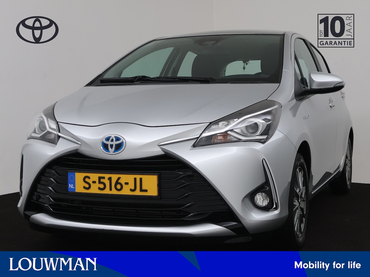 Toyota Yaris - 1.5 Hybrid Dynamic Limited | Achteruitrijcamera |  LM Velgen | - AutoWereld.nl