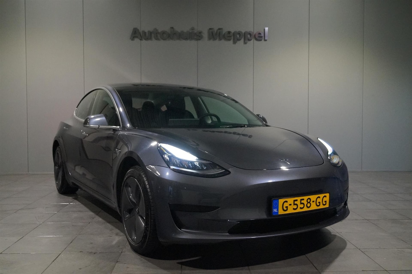 Tesla Model 3 - Stnd RWD Plus 60 kWh | Autopilot - AutoWereld.nl