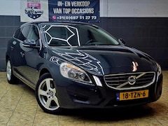 Volvo V60 - 1.6 T3 Momentum