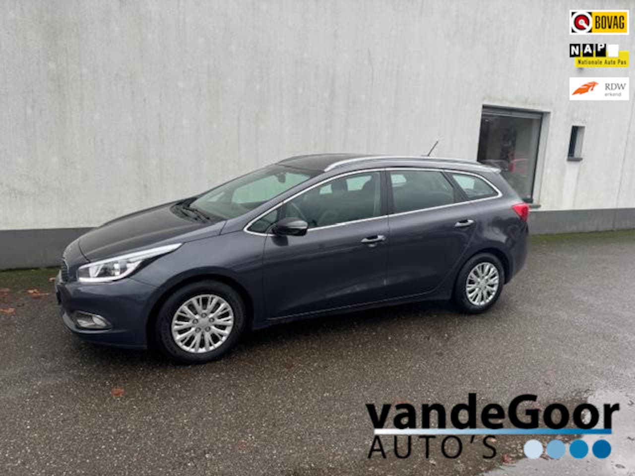 Kia Cee'd Sportswagon - 1.6 GDI Business Pack 1.6 GDI Business Pack, '14, navi, camera, 4x elec. ramen en -spiegels, jaar apk ! - AutoWereld.nl