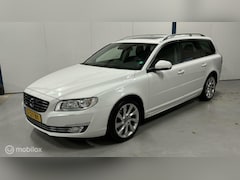 Volvo V70 - 2.0 T4 Inscription SCHUIFDAK / HARMAN KARDON