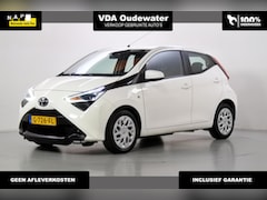 Toyota Aygo - 1.0 72pk X-play Limited Navigatie