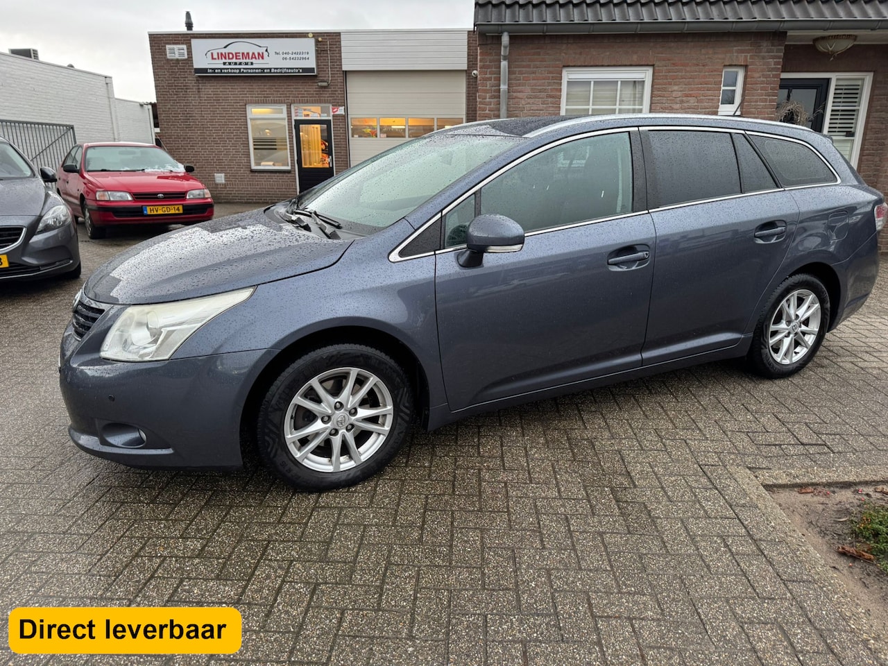 Toyota Avensis Wagon - 1.8 VVTi Business AUTOMAAT Navigatie Camera - AutoWereld.nl