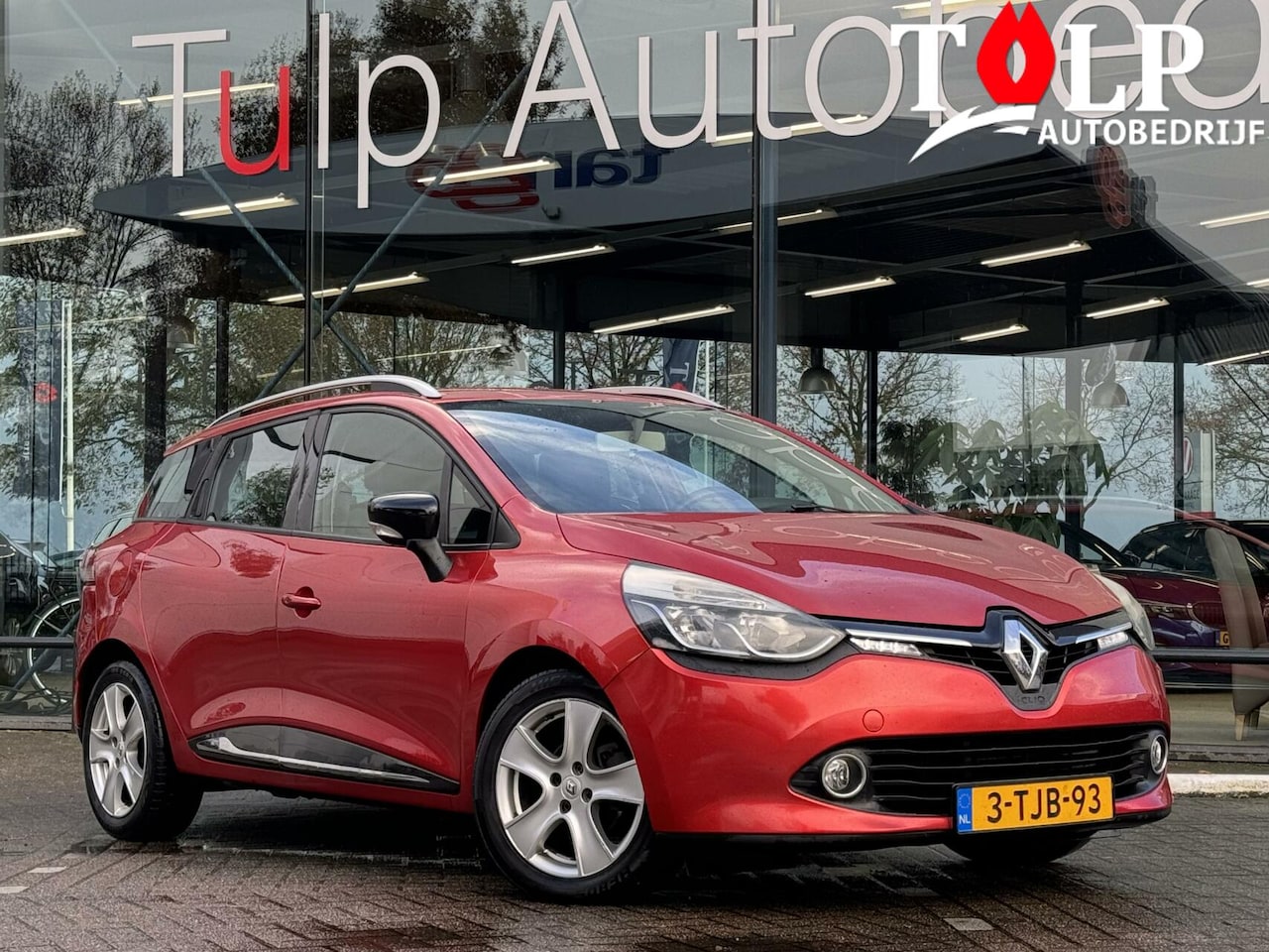 Renault Clio Estate - 1.5 dCi Dynamique Airco Cruise 2014 Navi - AutoWereld.nl