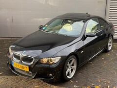 BMW 3-serie Coupé - 335i High Executive l Schuifdak l Volleder l Volledig onderhouden l Rijdt & Schakelt zeer