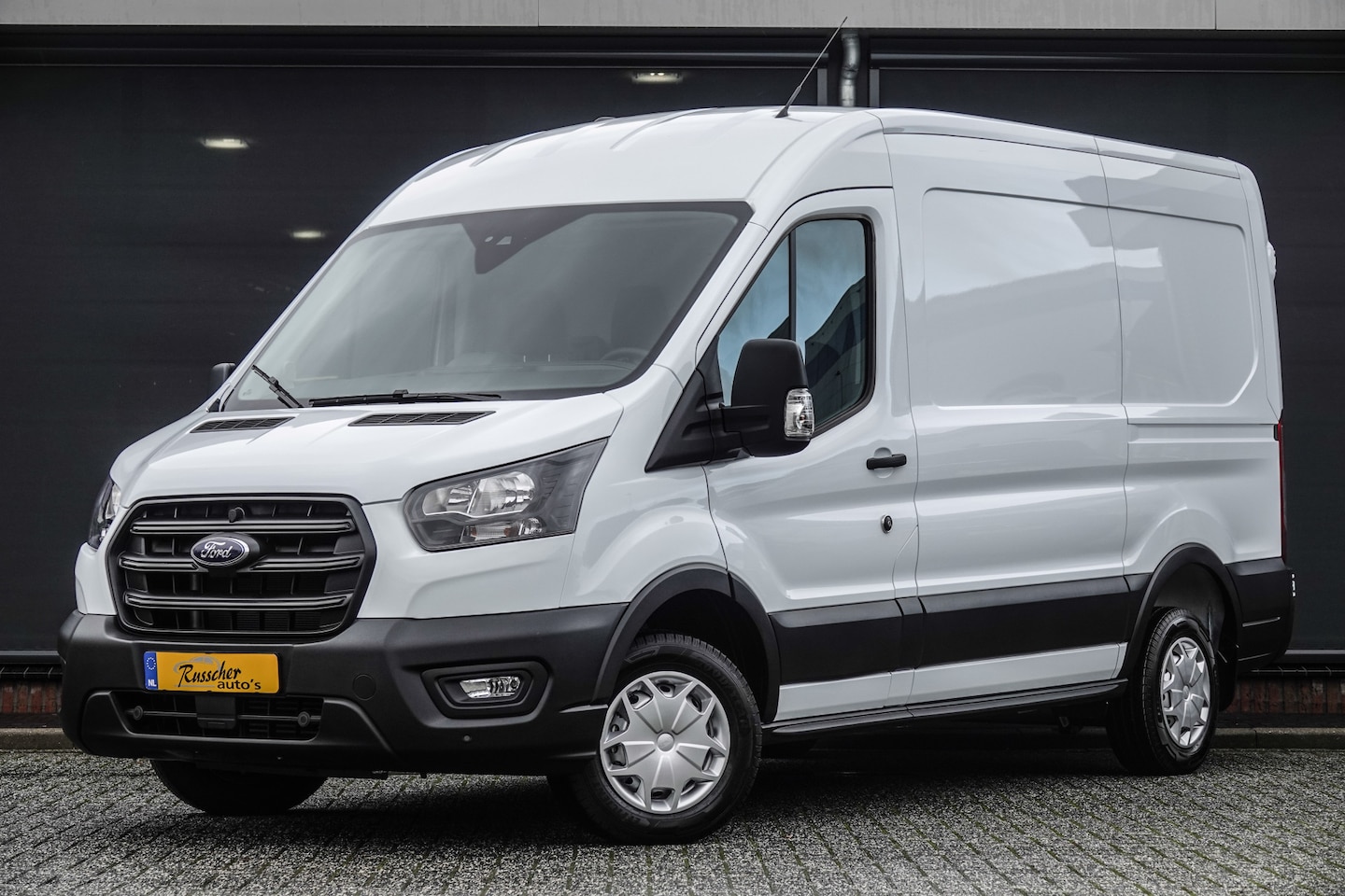 Ford Transit - L2H2 2.0Tdci 130Pk | Trend | Frozen White - AutoWereld.nl