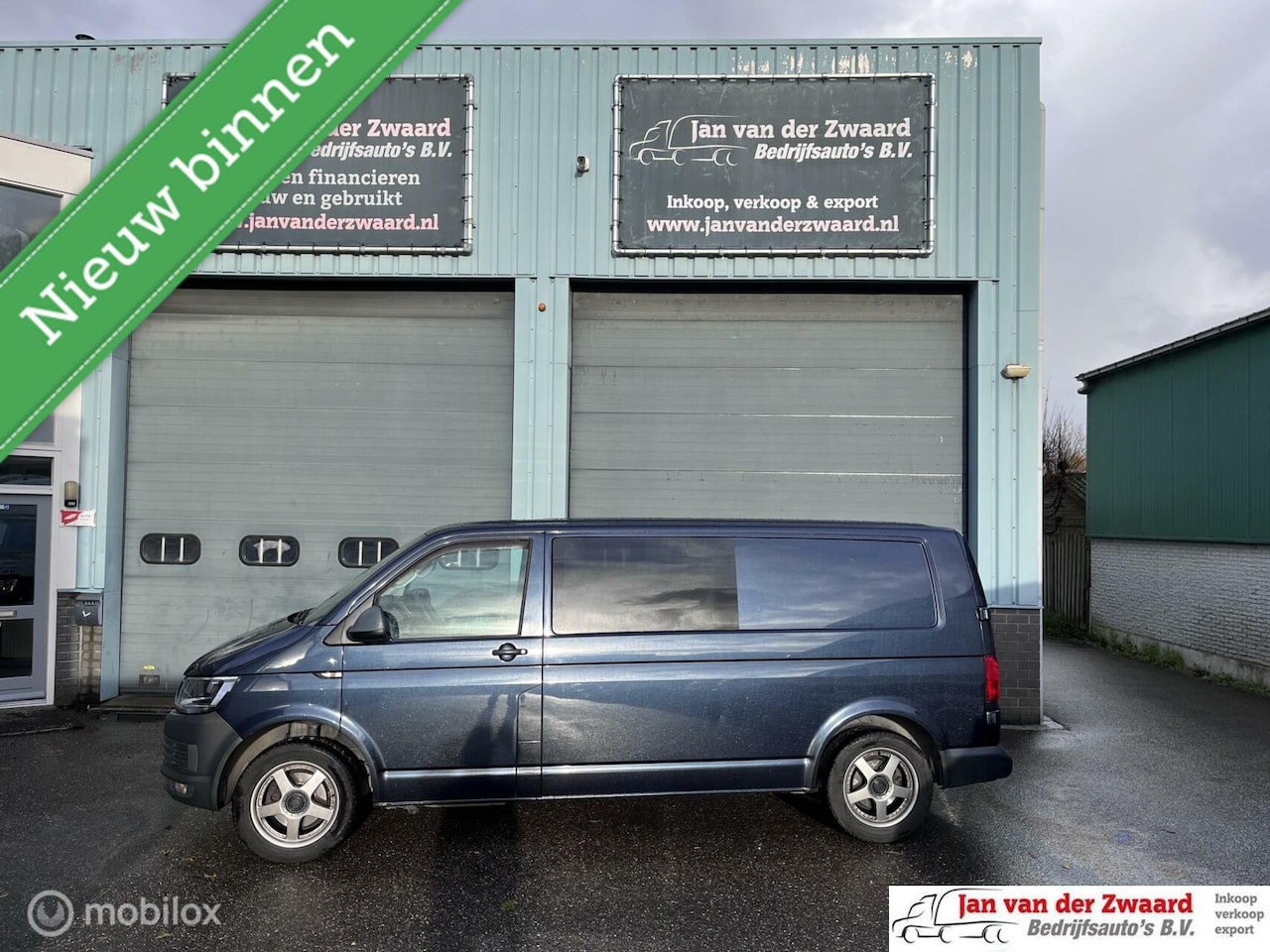 Volkswagen Transporter - 2.0 TDI Dubbele cabine 6 zitplaatsen Comfortline - AutoWereld.nl