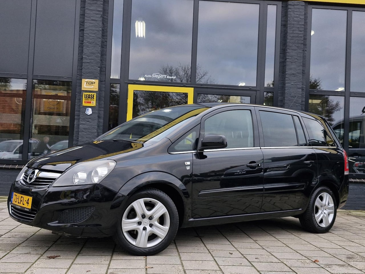 Opel Zafira - 1.8 111 years Edition | 7-zits | Trekhaak | Airconditioning - AutoWereld.nl