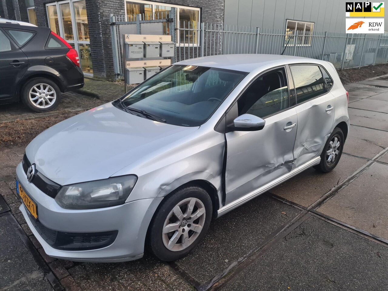 Volkswagen Polo - 1.2 TDI BlueMotion Comfortline 1.2 TDI BlueMotion Comfortline - AutoWereld.nl