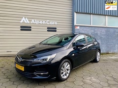 Opel Astra - 1.2 Business Executive Eerste eigenaar / Climate Control / Camera / Led / Navi / Cruise co