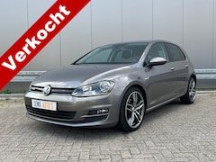 Volkswagen Golf - 1.6 TDI Highline BlueMotion