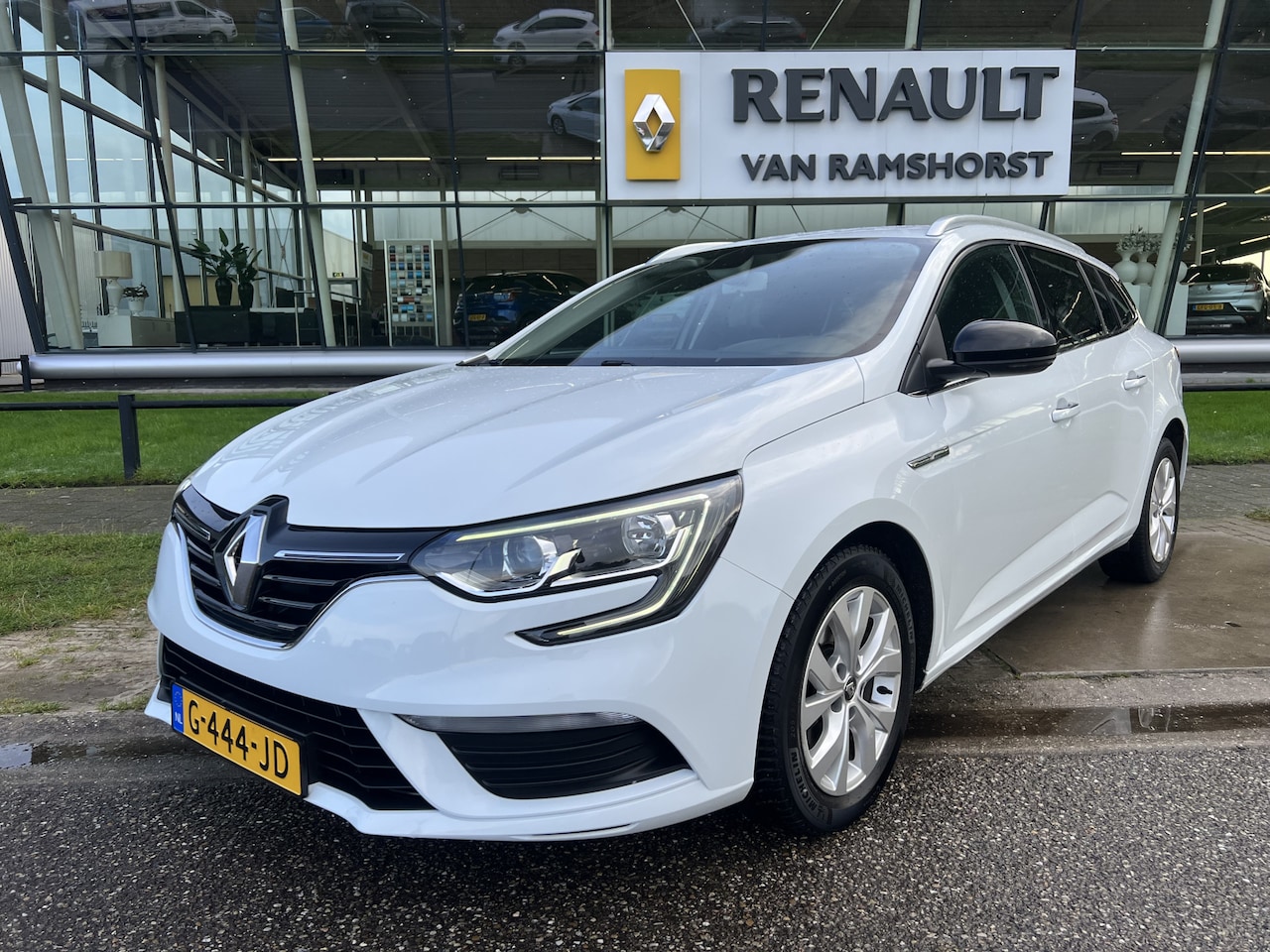 Renault Mégane Estate - 1.3 TCe Limited / Keyless / Climate / Cruise / Applecarplay - Androidauto / DAB / - AutoWereld.nl