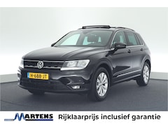 Volkswagen Tiguan - 1.5 TSI 130pk H6 Comfortline Keyless Stoelverwarming Camera Panoramadak Massage Navigatie