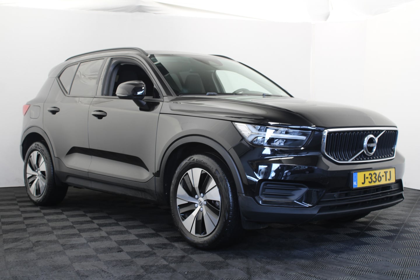 Volvo XC40 - 1.5 T3 Momentum 1.5 T3 Momentum - AutoWereld.nl