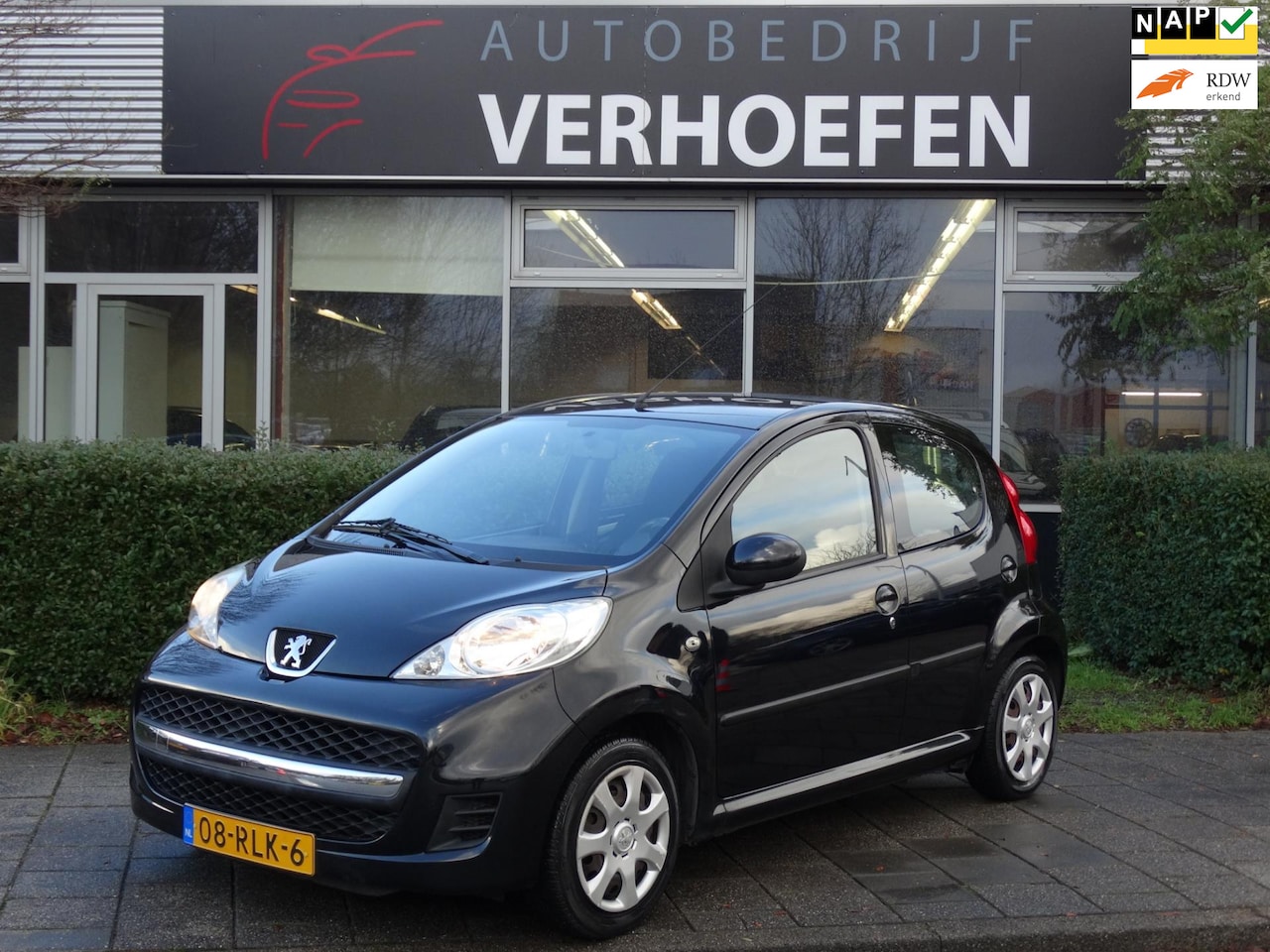 Peugeot 107 - 1.0-12V XS - AIRCO - NAP KM STAND - ELEKTR RAMEN - 5 DEURS - 2 SLEUTELS - ONDERHOUD AANWEZ - AutoWereld.nl