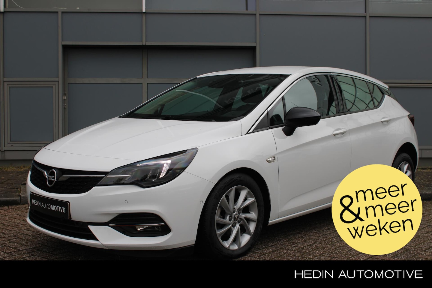 Opel Astra - 1.2 110pk Bus. Elegance | Navigatie | Camera | Climate control | Carplay | AGR-stoelen+alc - AutoWereld.nl