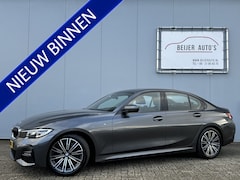 BMW 3-serie - 320i Executive Edition Automaat M-Pakket/1e eigenaar