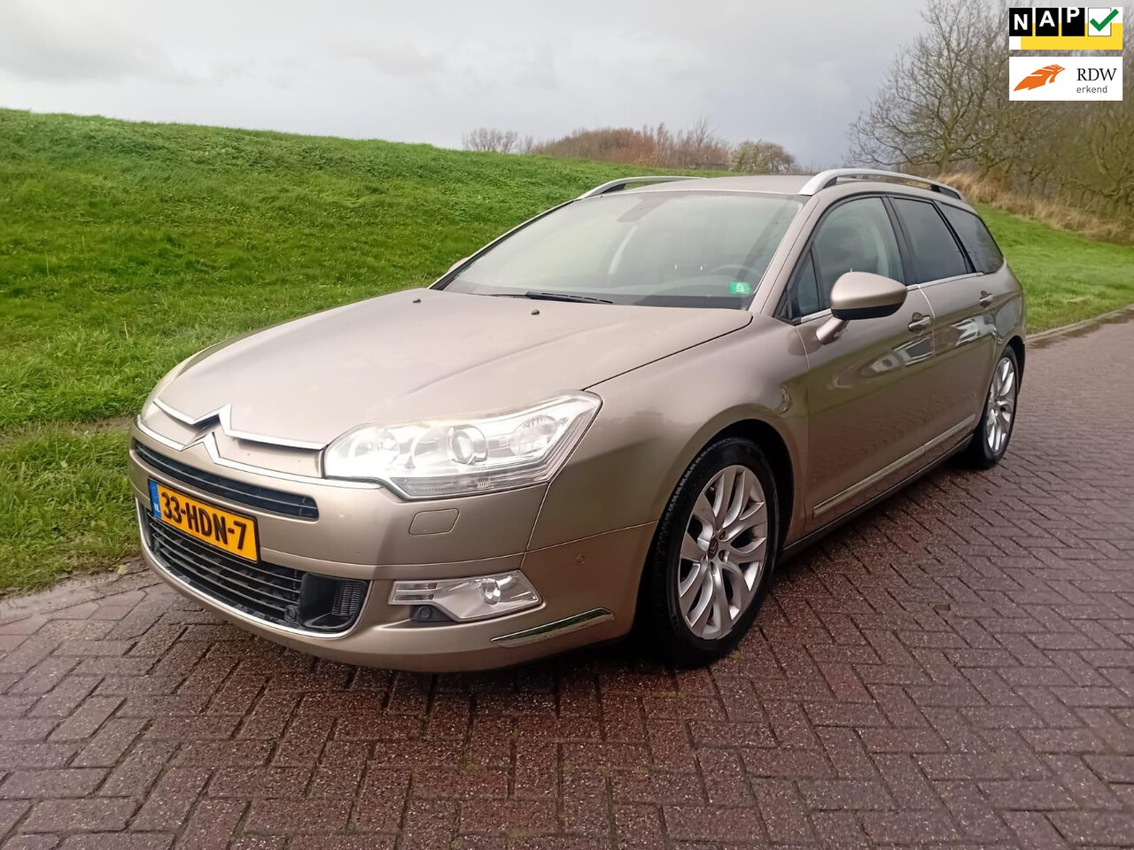 Citroën C5 Tourer - 2.7 HDiF Exclusive Automaat El. Stoelen Cruise Climate Control Navi Afn. Trekhaak - AutoWereld.nl