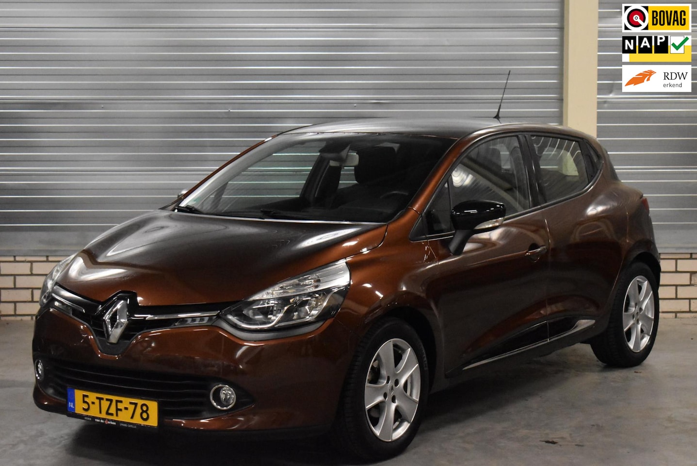 Renault Clio - \\0.9 TCe Dynamique + Climate Control|Navigatie|Bluetooth|R-Link|Cruise Control| - AutoWereld.nl