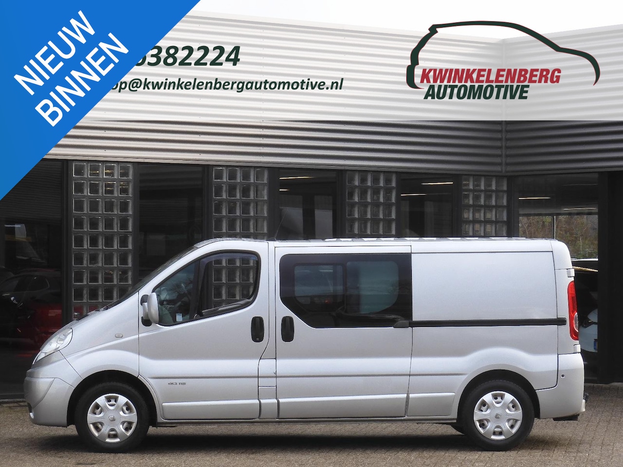 Renault Trafic - 2.0 dCi L2H1 DUBBELE CABINE/ 2x SCHUIFDEUR - AutoWereld.nl