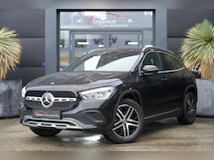 Mercedes-Benz GLA-Klasse - 200 Business Solution Luxury 164pk Panoramadak/Stoelverwarming/Camera