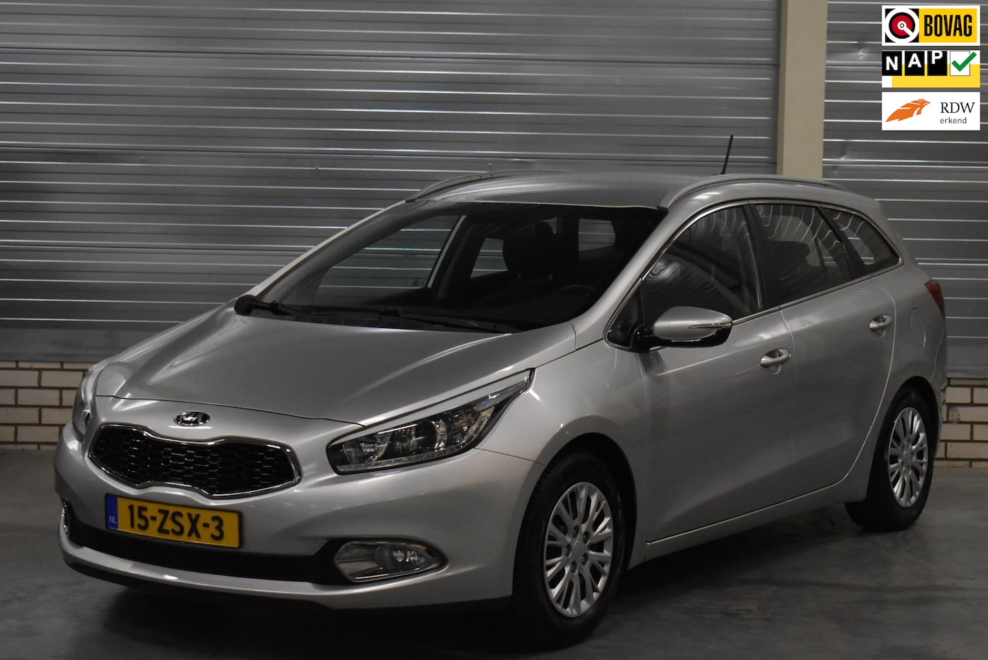 Kia Cee'd Sportswagon - 1.6 GDI Plus Pack 1e Eigenaar +Navigatie|Bluetooth|Camera|Trekhaak| - AutoWereld.nl