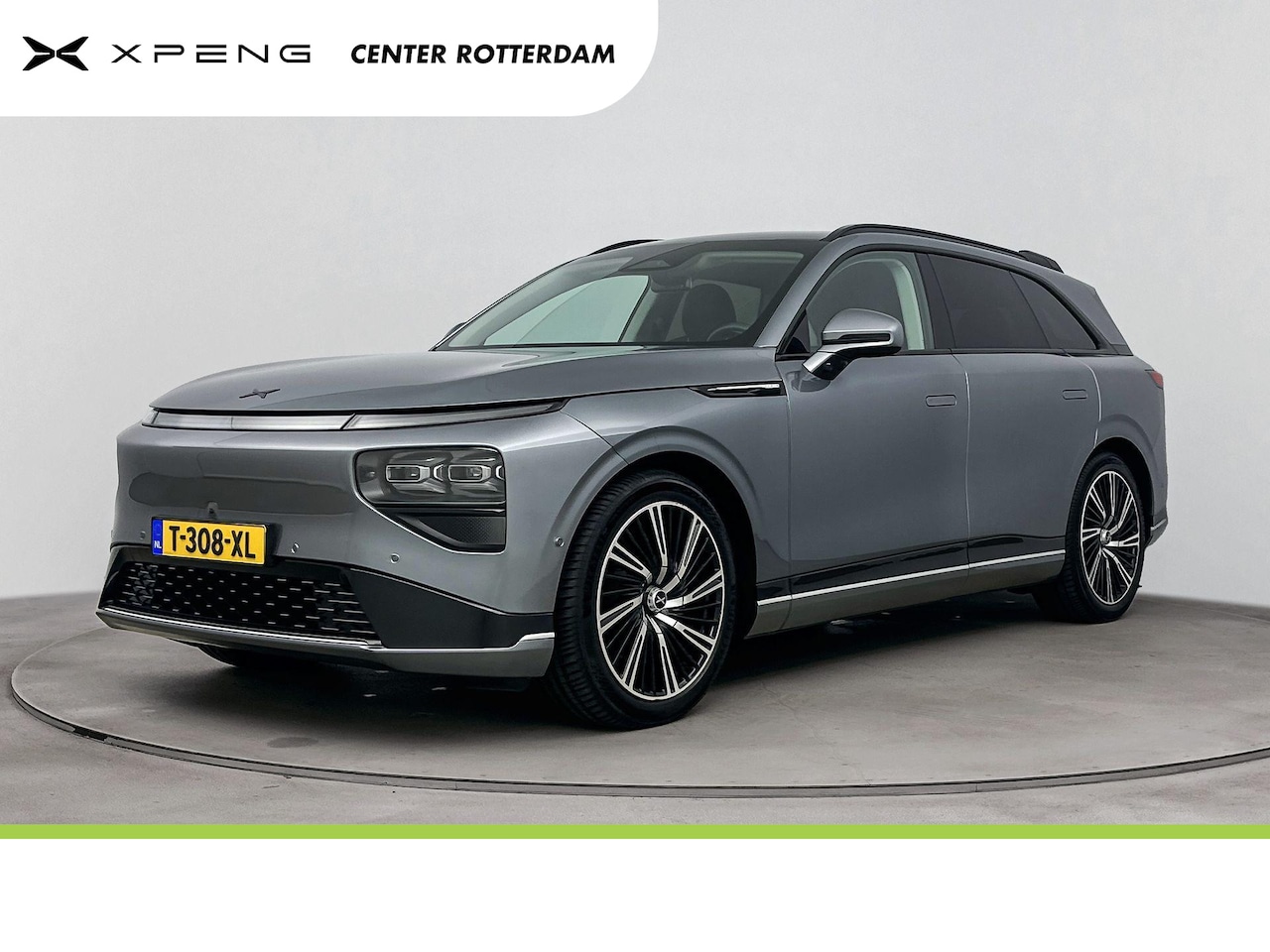 Xpeng G9 - AWD Performance 98 kWh WLTP 520km | 300 KW snelladen | Luchtvering - AutoWereld.nl